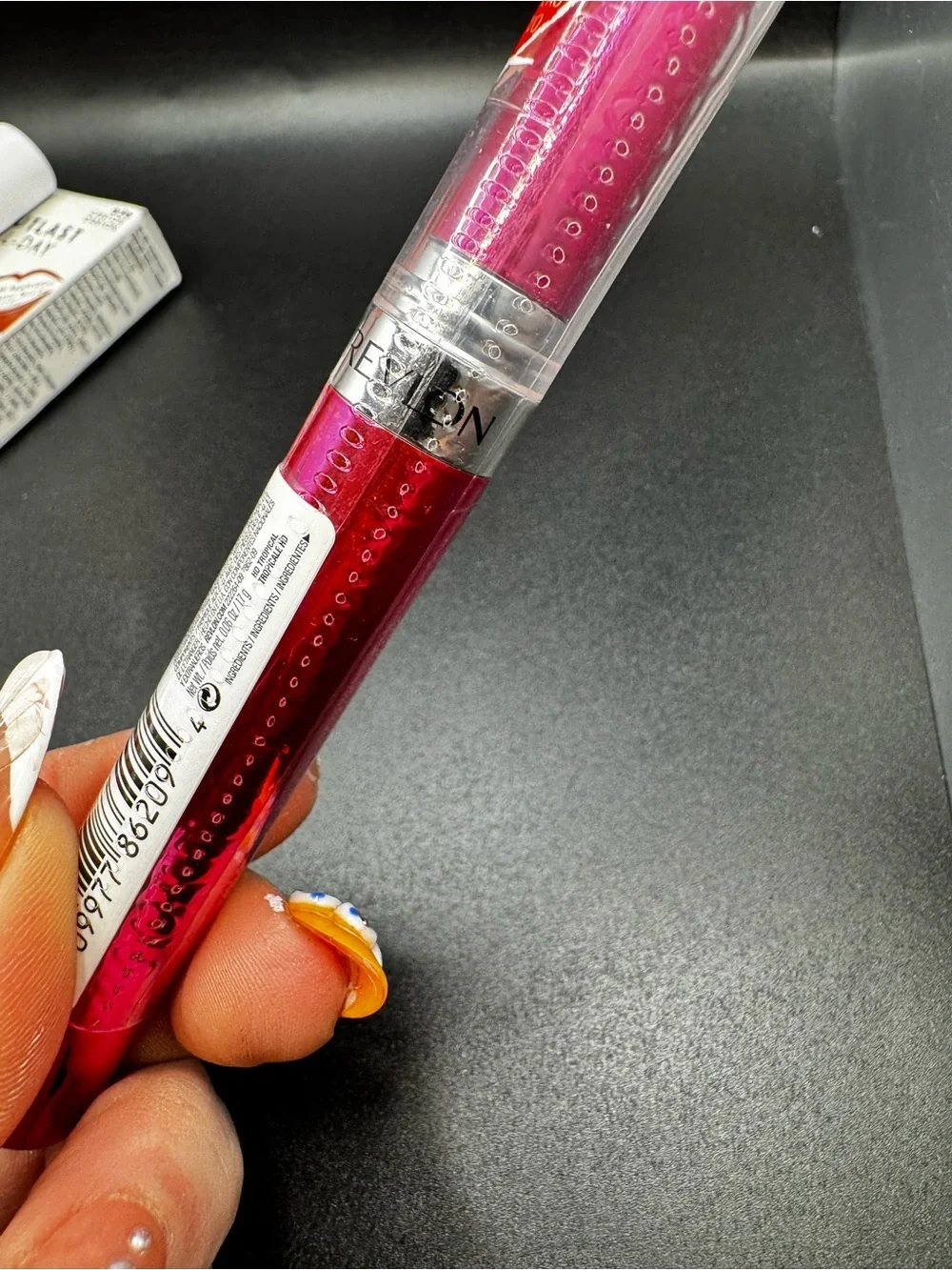 NWT Revlon Lipstick- HD Tropical SEALED